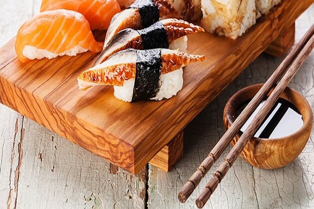10 Quy Tắc Bạn Nên Biết Khi Ăn Sushi