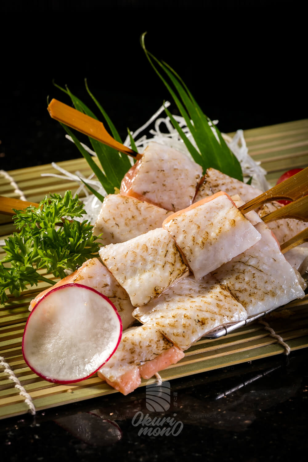 Sashimi Cá Hồi BBQ - Grilled Salmon skewered