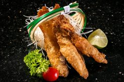 Vi cá hồi tẩm bột chiên - Grilled salmon fn with karaage