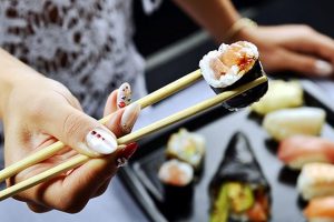 cách ăn sushi đúng cách